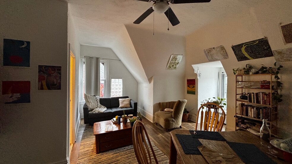 living room - 351 Stratford Ave