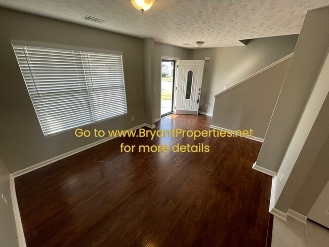 Building Photo - Single Family