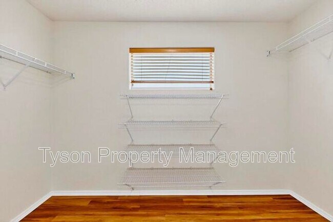 Building Photo - 10909 Pasquale Dr NW
