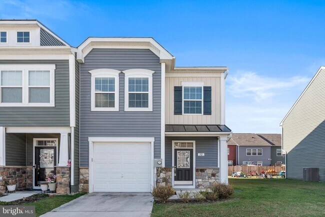 Building Photo - 32 Healey Ct