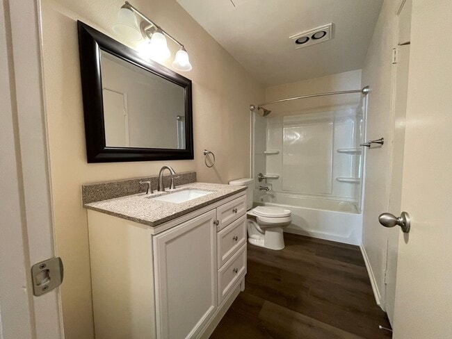 Building Photo - 1287 Tarryglen Ln