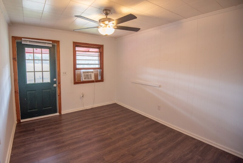 Building Photo - 207 Doe Meadows Dr