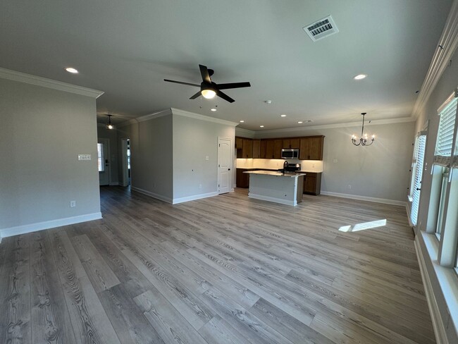 Building Photo - Brand New Construction... Just minutes to ...