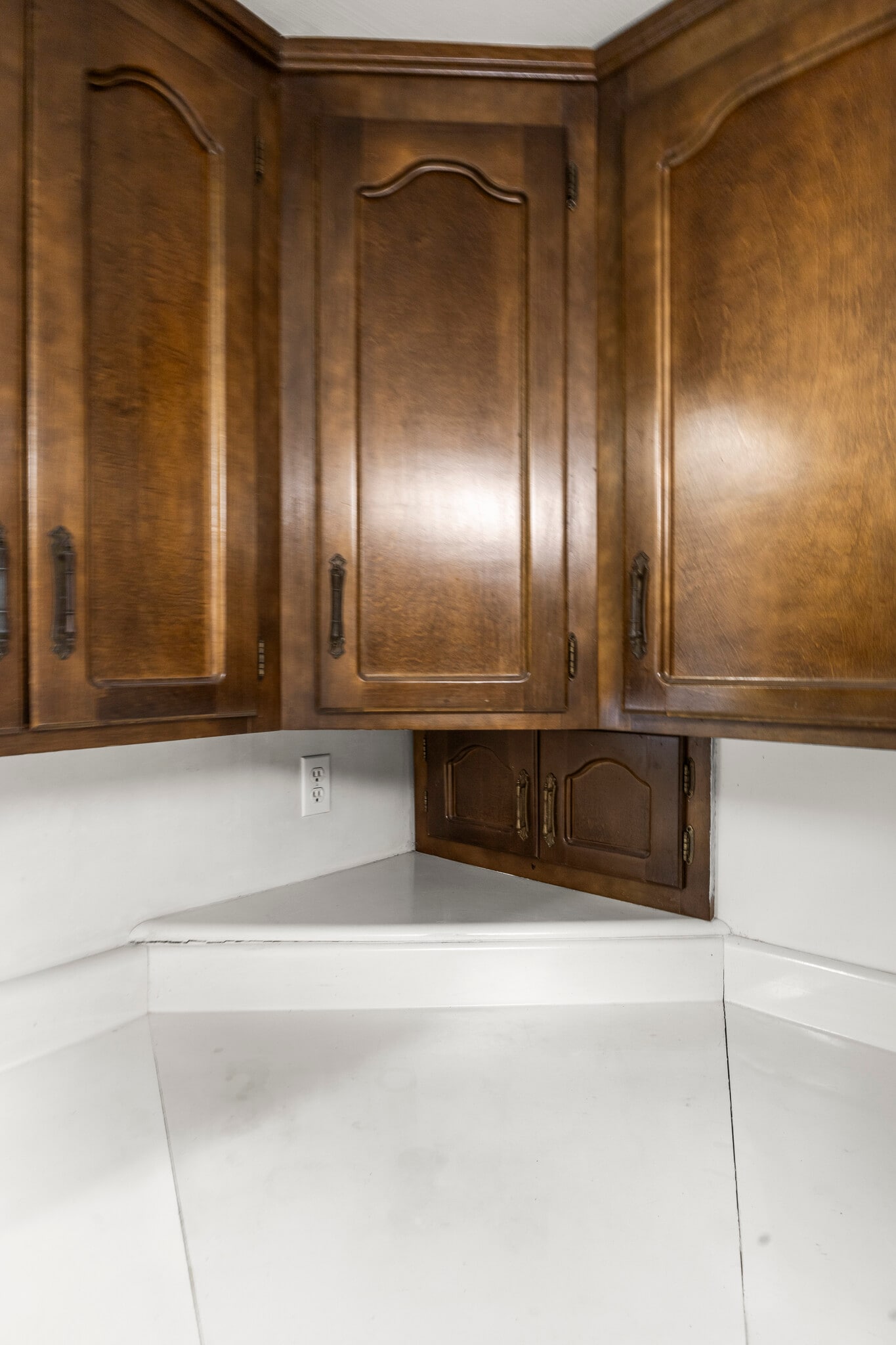 Building Photo - 5013 Eastview Terrace