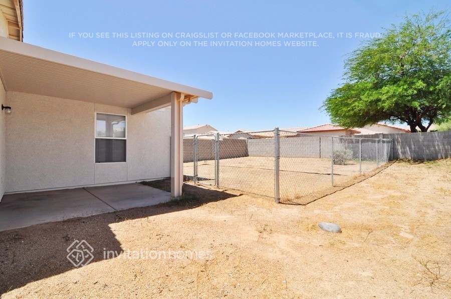 Building Photo - 13988 N 132nd Ct