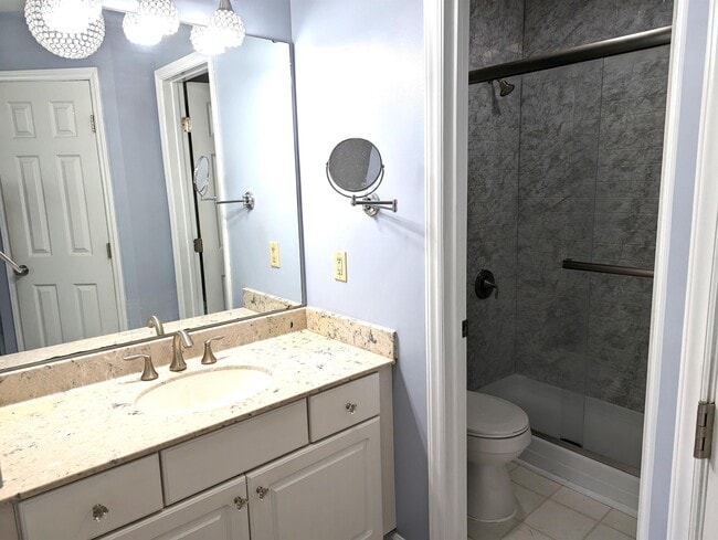 Building Photo - 3700 Chimney Ridge Pl