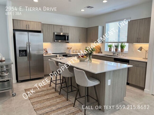 Building Photo - 2954 E Tierra Dr