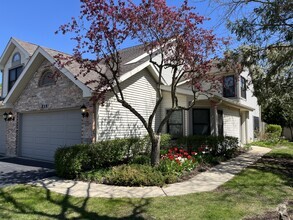 Building Photo - 859 N Auburn Woods Dr