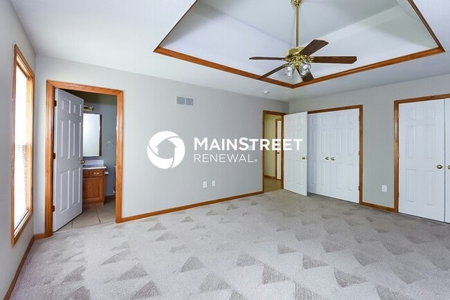 Building Photo - 4 Bedroom Pet-Friendly Home in Kearney, MO with Main Street Renewal