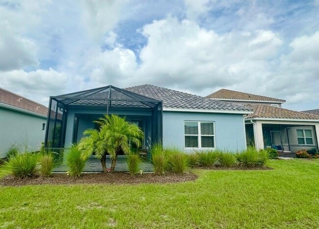 Building Photo - 2633 Star Apple Wy