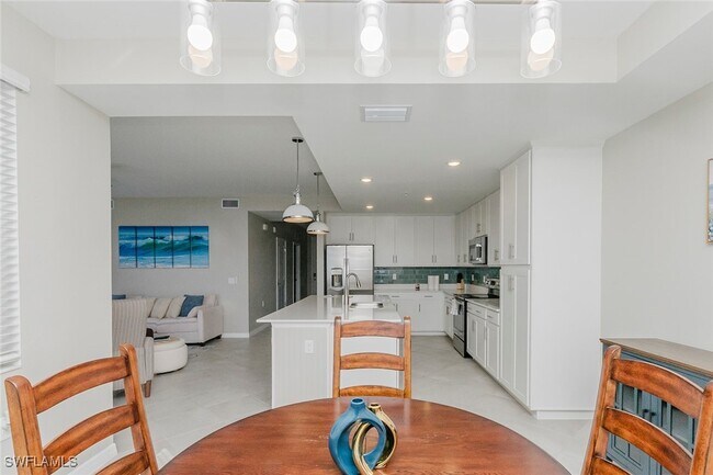 Building Photo - 5629 Double Eagle Cir