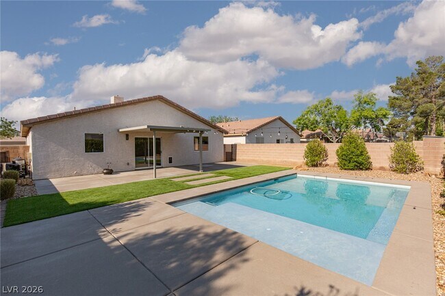 Building Photo - 4912 Peaceful Pond Ave