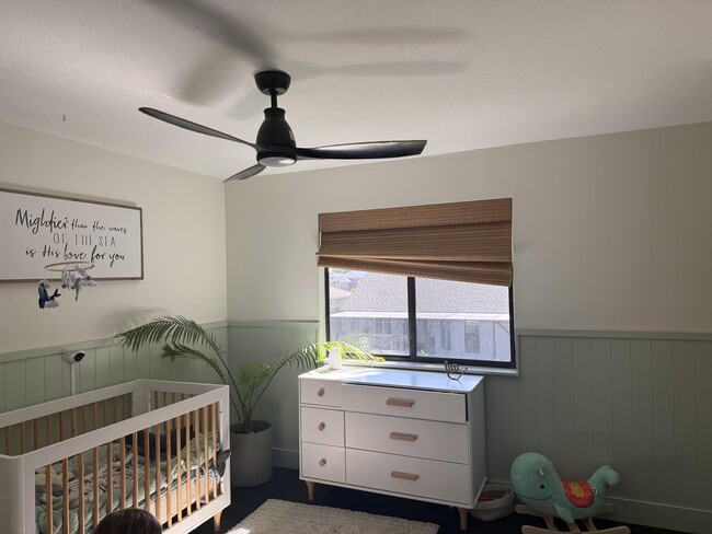 Building Photo - 350 Sailfish Dr