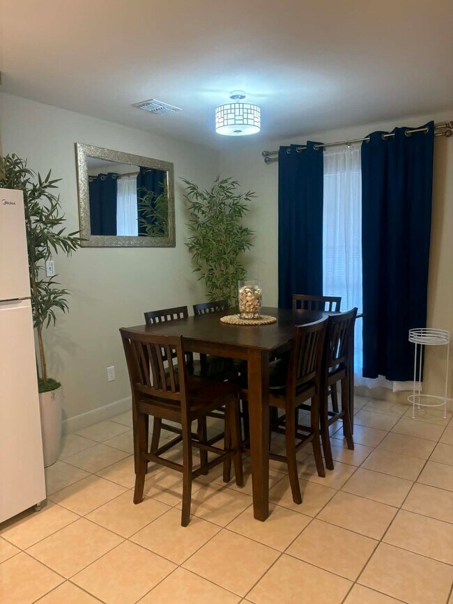 Building Photo - 101 E Capricorn Dr