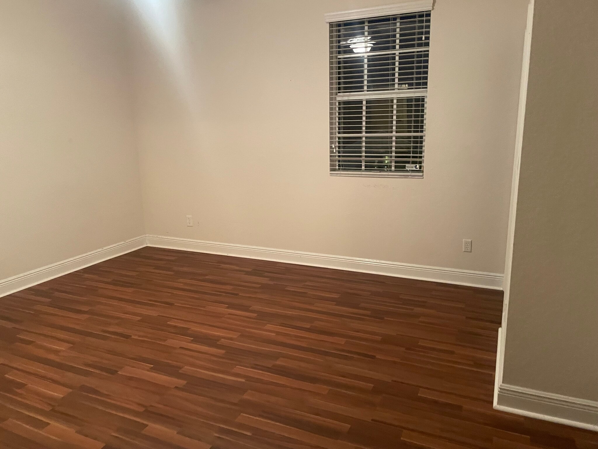 Building Photo - 1077 Cheval Dr