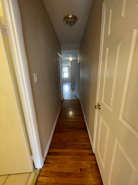 2148 N Carlisle Apt 2 - Hallway - 2148 N Carlisle St