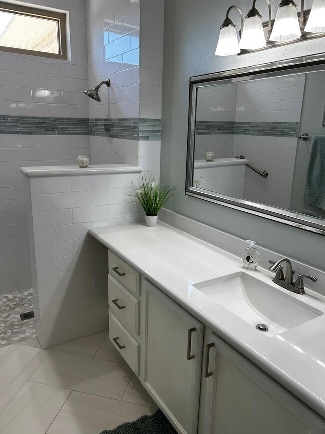 Building Photo - 15619 W Vista Grande Ln