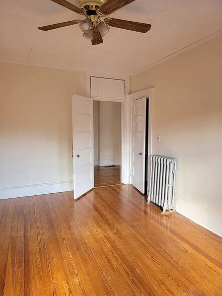 Building Photo - 1855 Beacon St