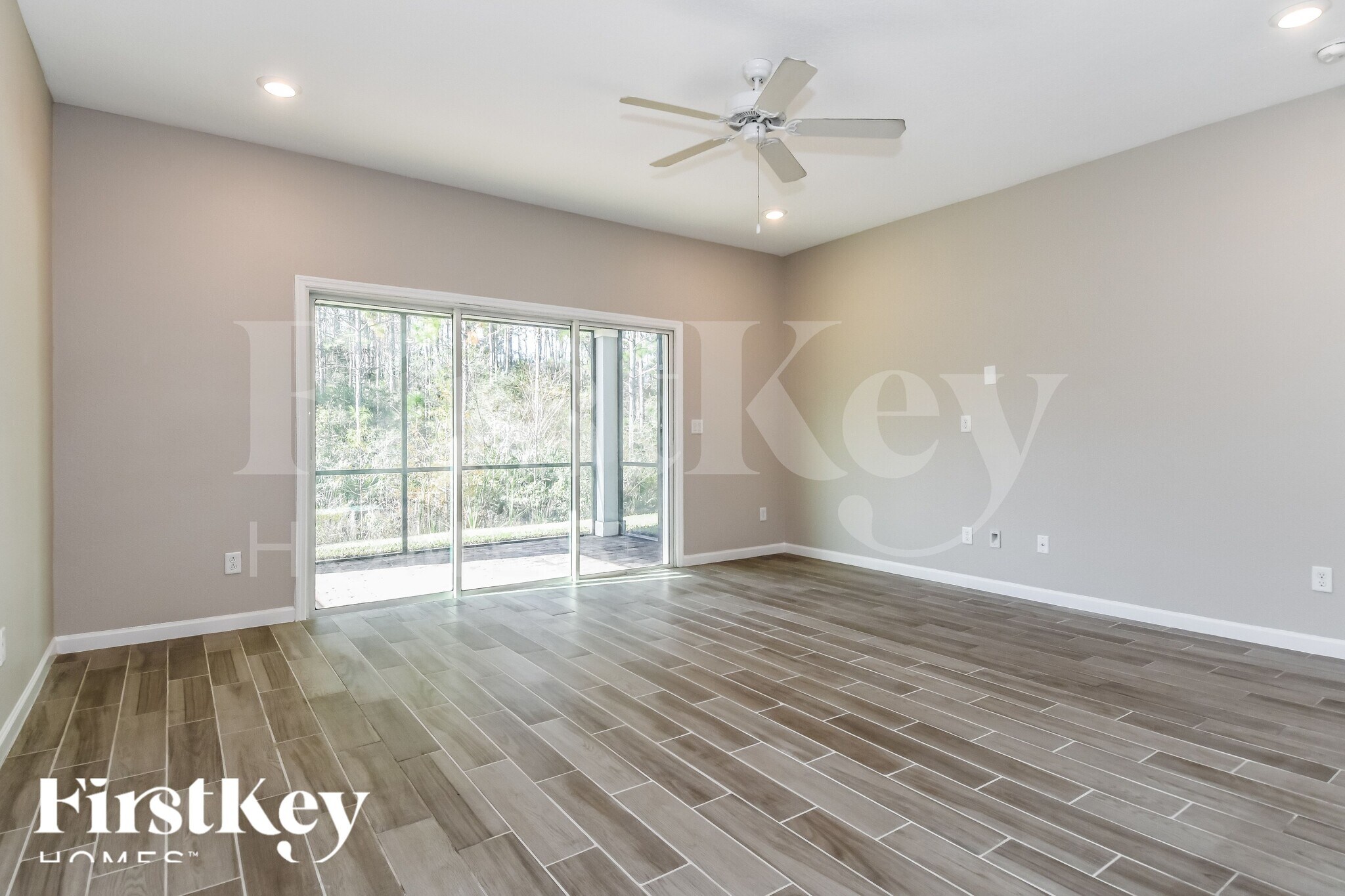 Building Photo - 15803 Douglas Lake Dr