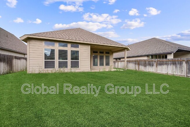 Building Photo - 14306 Hallows Grv