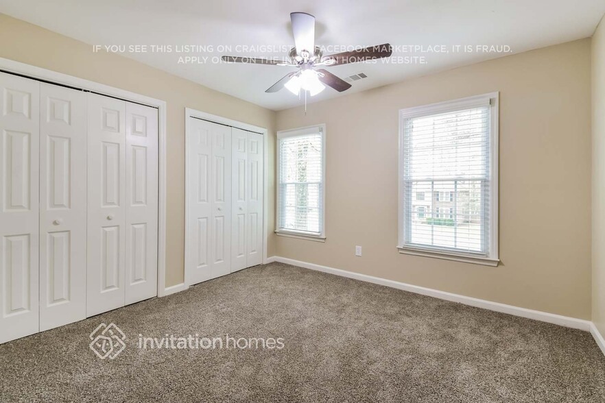 Building Photo - 2785 Briarfield Way NE