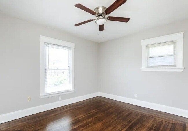 Building Photo - 2556 Williams Ave