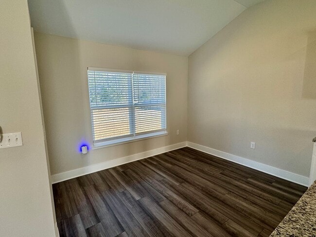 Building Photo - 456 Jones Homestead Rd