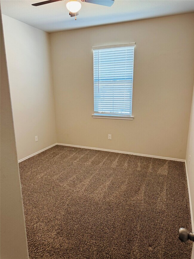 Building Photo - 11387 Dawn Beach Ln