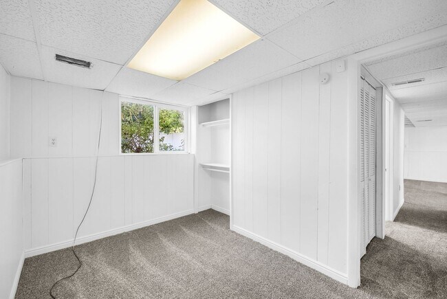 Building Photo - Spacious 4-Bedroom Layton Home with Finished Basement and 2-Car Garage