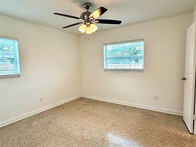 Building Photo - 431 Page St