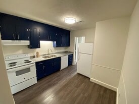 Building Photo - 481 Midgett Farm Rd