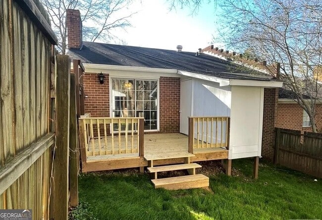 Building Photo - 130 Oxford Ct