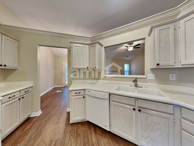 Building Photo - 116 Laurel Meadows Pky