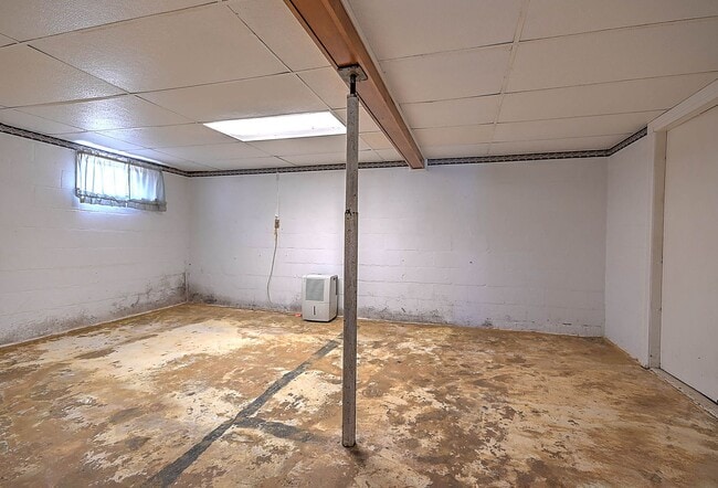 Building Photo - 135 Hixon Cir