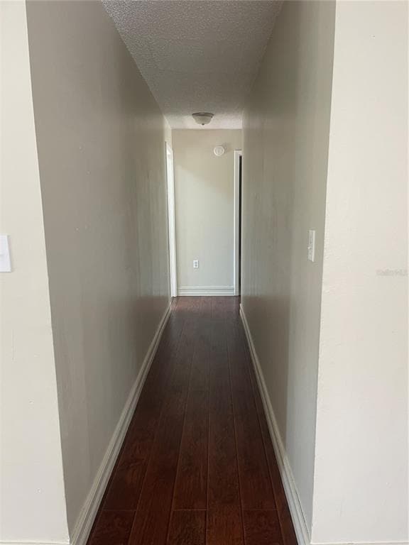 Building Photo - 1618 Bobolink Ln