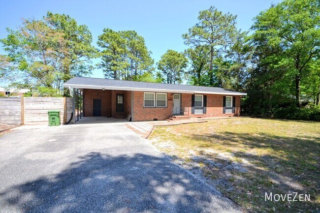 Building Photo - 23 Beauregard Dr