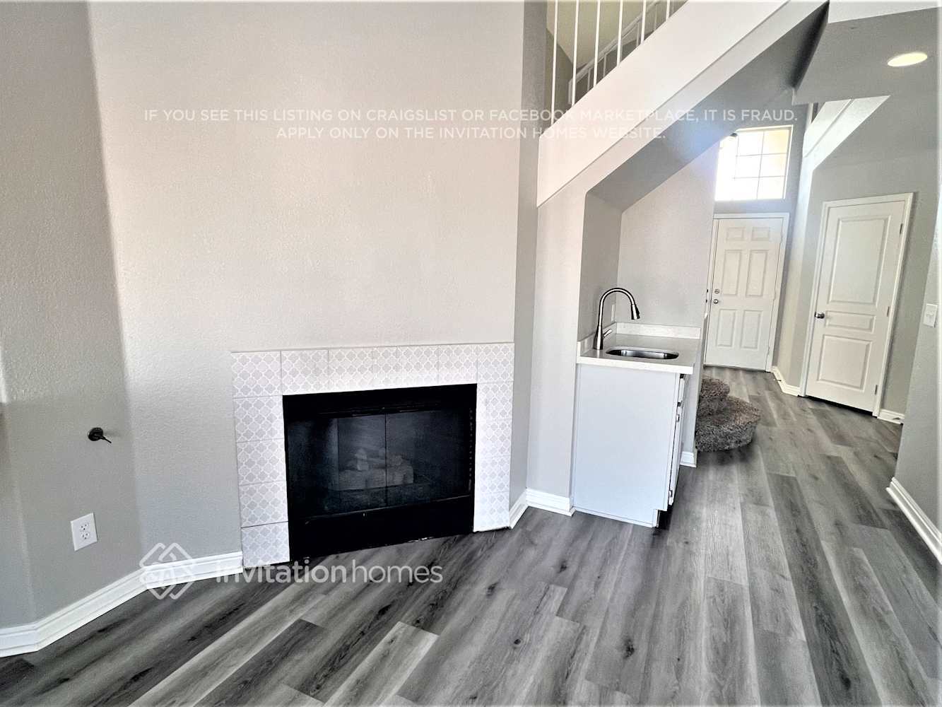Building Photo - 415 Opal Dr
