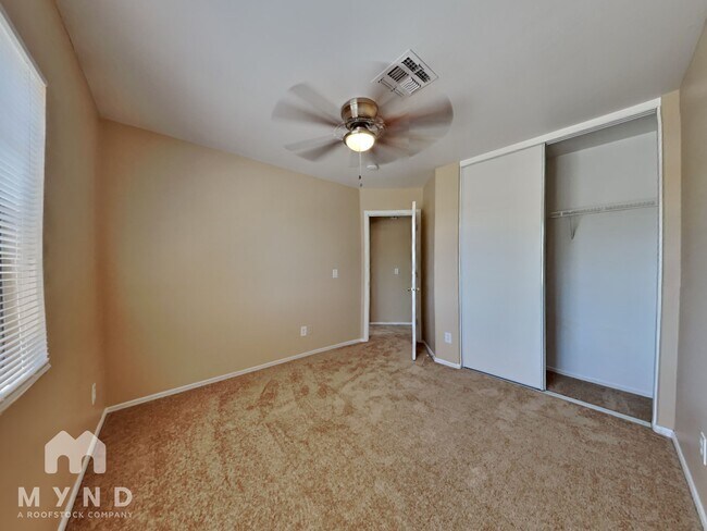 Building Photo - 12510 W Charter Oak Rd