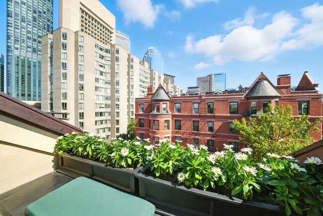Building Photo - 145 St Botolph St