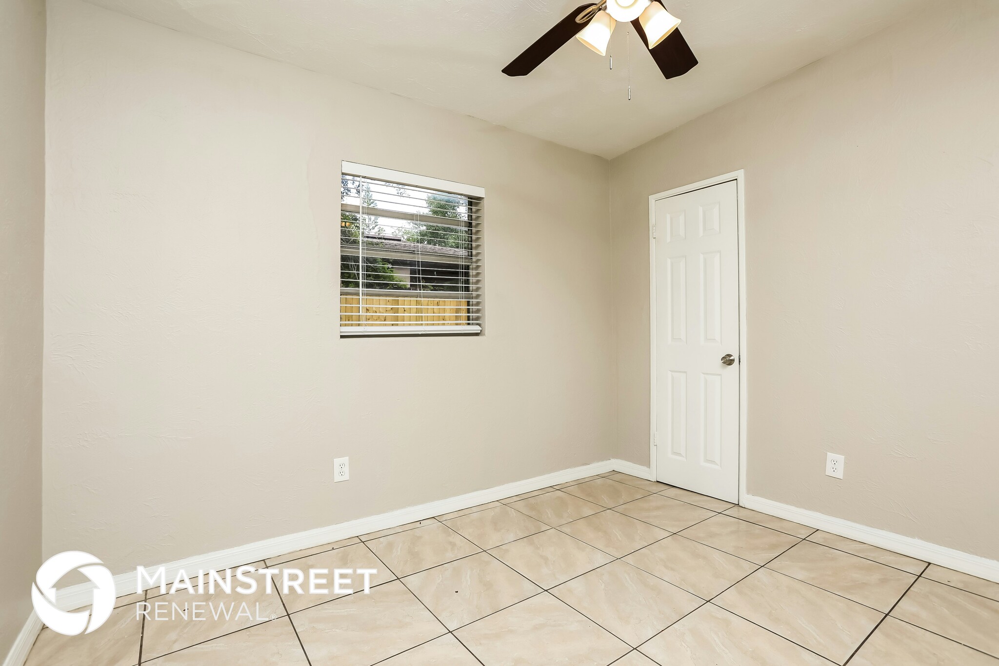 Building Photo - 6234 Balboa Dr