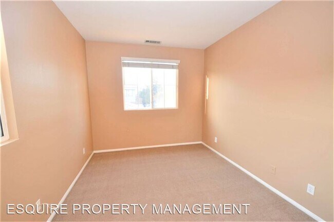 Building Photo - 4520 Calle Argolla