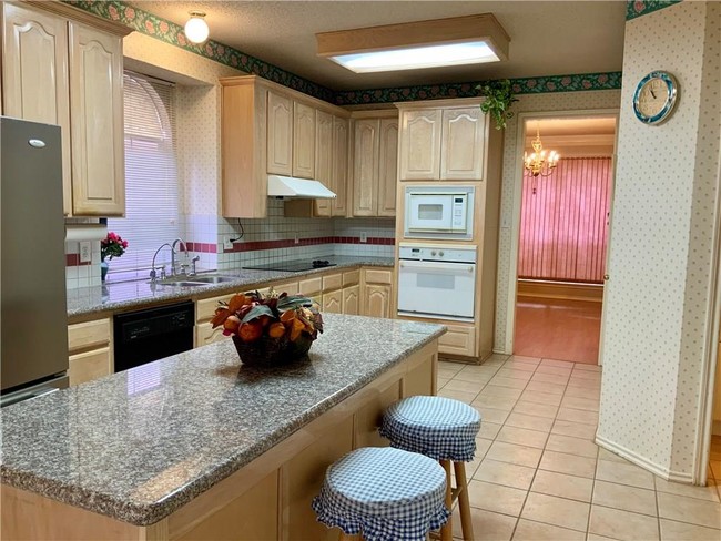 Building Photo - 4320 Vine Ridge Ct