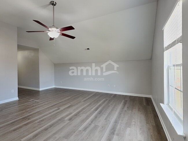 Building Photo - 1107 Sweet Gale Dr