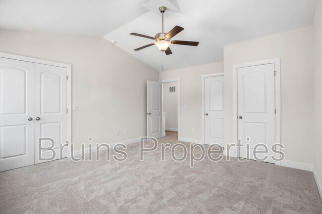 Building Photo - 4752 Willowstone Dr