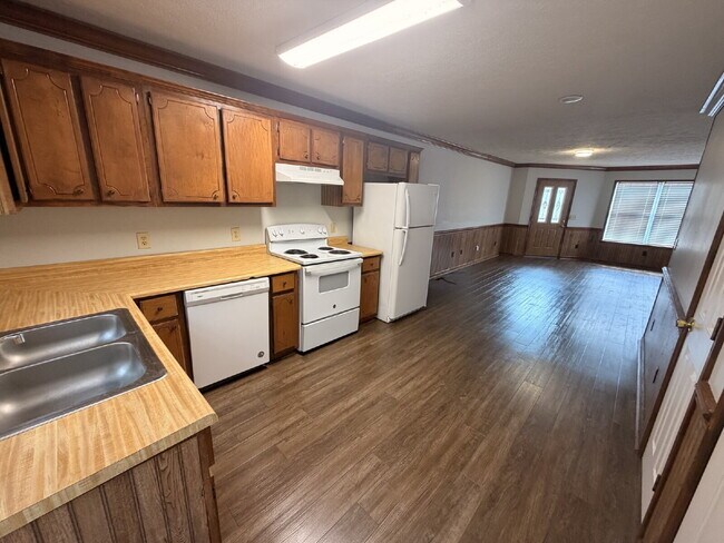 Building Photo - 1022 Wesley Cove