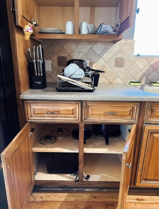 Building Photo - 5018 E Downing St