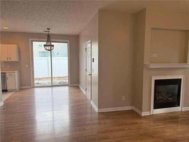 Building Photo - 128 Windcroft Ln NW