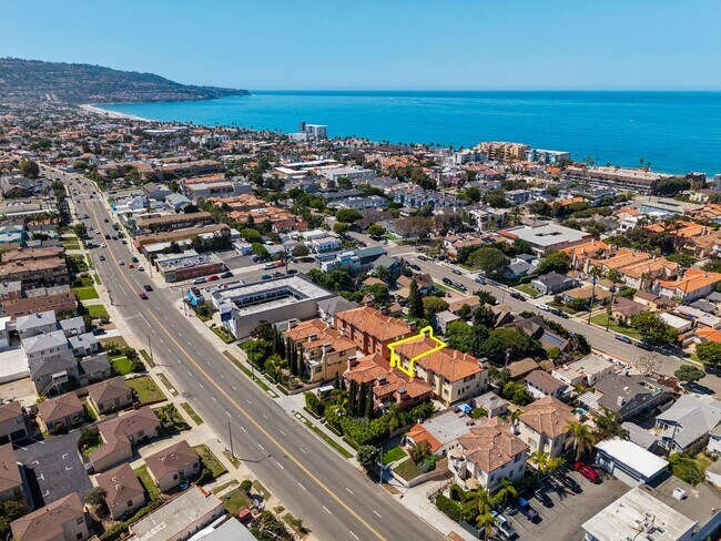 Building Photo - 617 S Pacific Coast Hwy