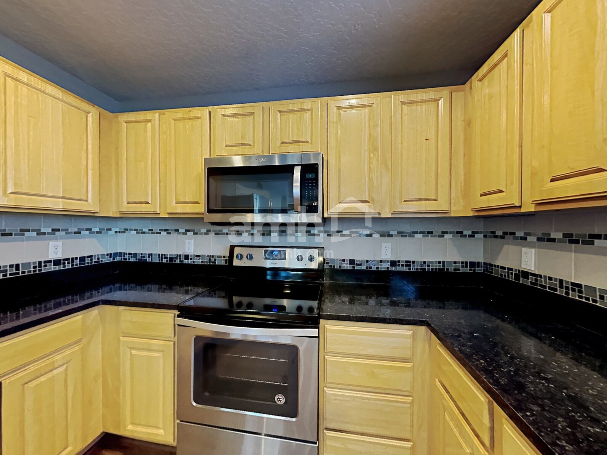 Building Photo - 1038 N Cambrick Dr