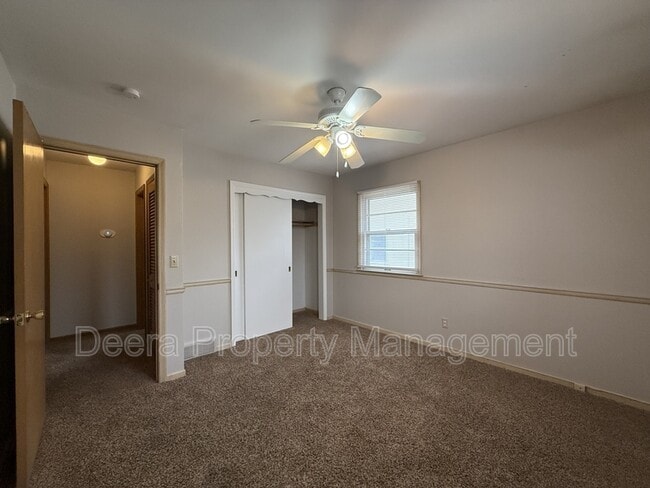 Building Photo - 8424 Travis Ln